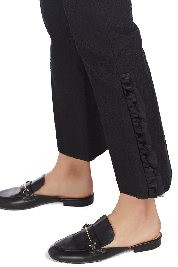 Flounced Cuff Lace Trousers